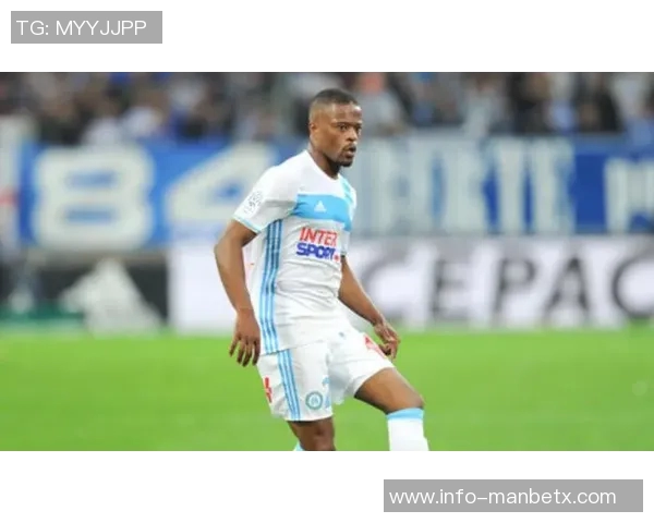 埃弗拉回应舔生鸡肉视频争议称只是想开个玩笑并未真正舔食