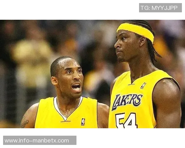 夸梅质疑詹姆斯年龄问题为何仍能完成隔人扣篮的表现 夸梅质疑詹姆斯年龄问题为何仍能完成隔人扣篮的表现